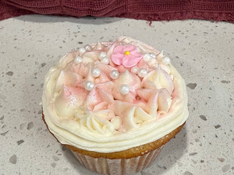 1 dozen Pink Baptism Vanilla with Vanilla Filling 4