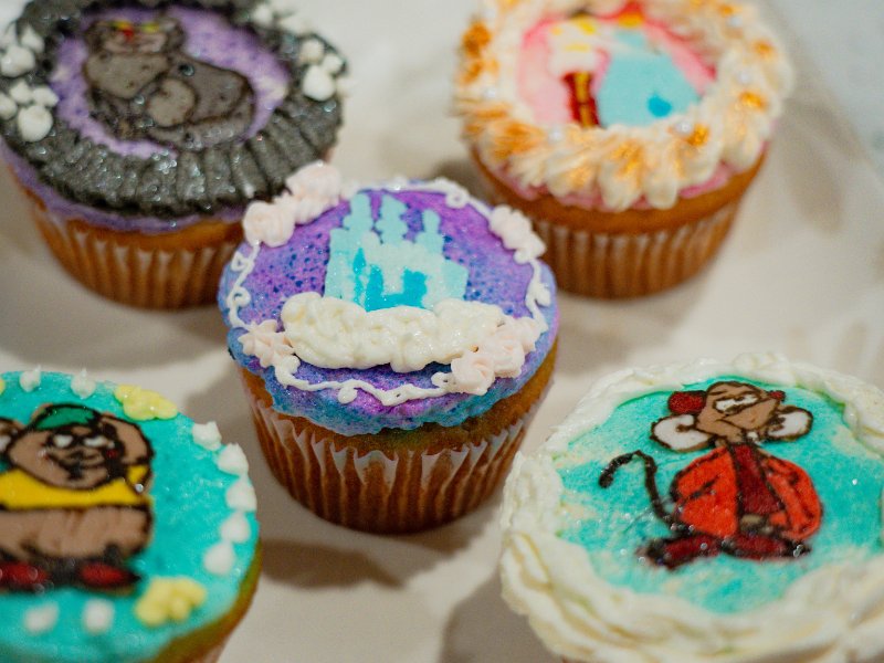 1 dozen Cinderella Bungalow 4