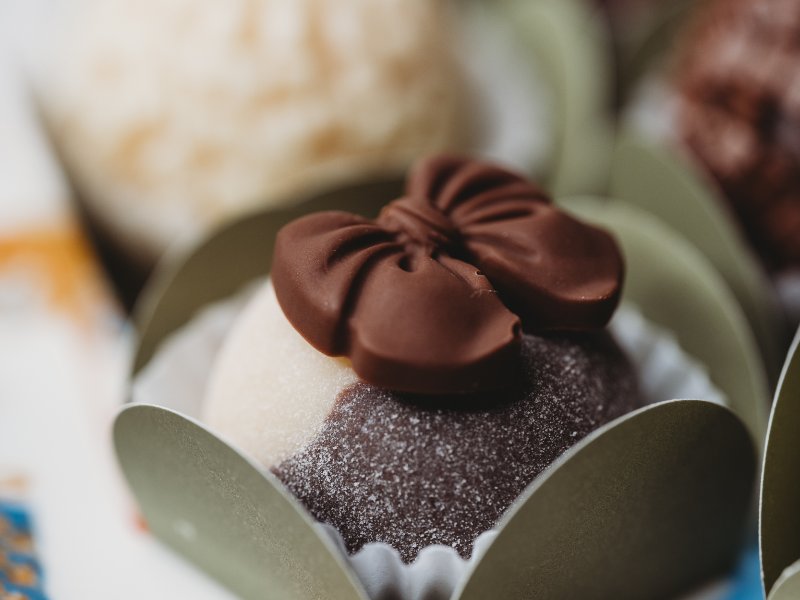 Forever Us Box of 16