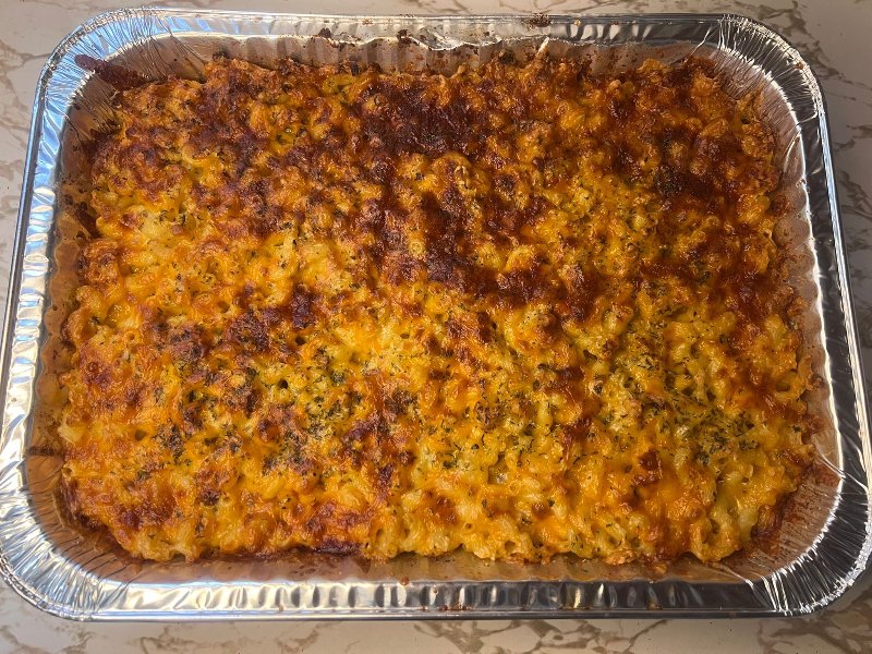 Baked Mac & Cheese Family Tray 2