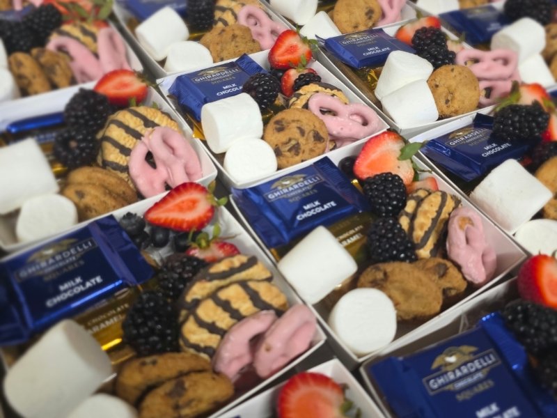 Premium Mini Smores Box