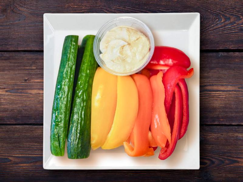 Organic Veggie Platter with Fresh Hummus