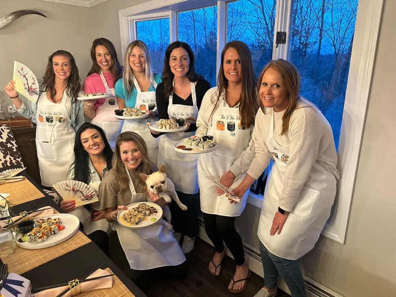 2-Hour Private Sushi Making Class for 10 People 3